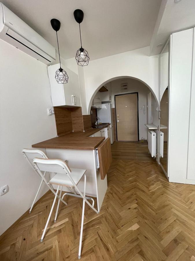Stella Appartment Νόβι Σαντ Εξωτερικό φωτογραφία