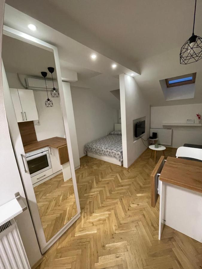 Stella Appartment Νόβι Σαντ Εξωτερικό φωτογραφία