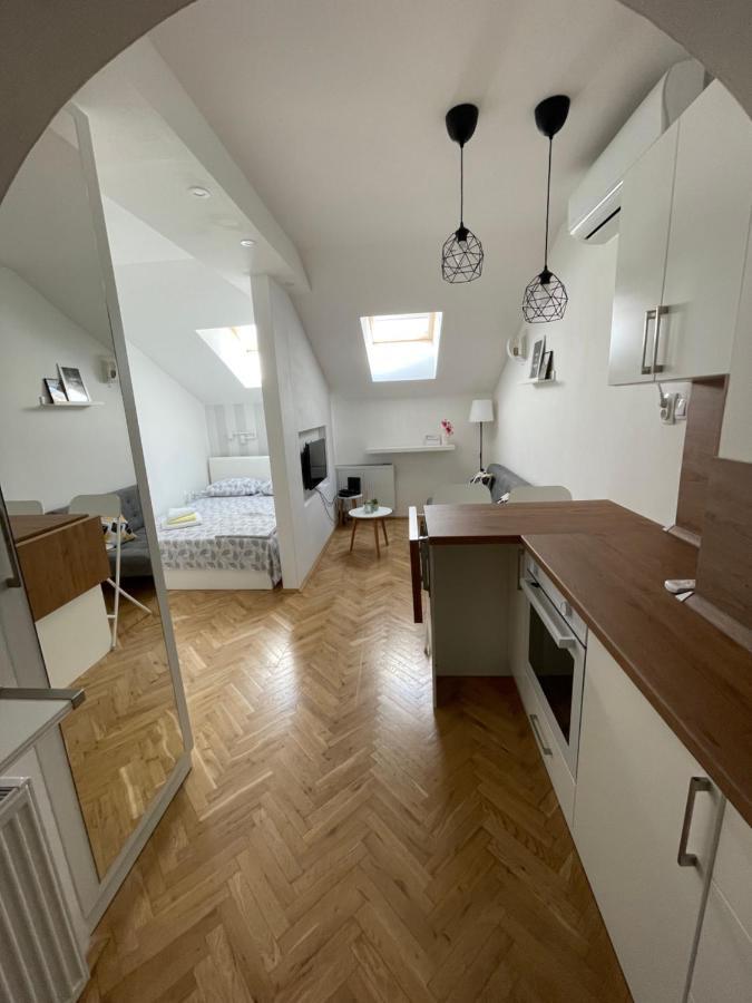 Stella Appartment Νόβι Σαντ Εξωτερικό φωτογραφία